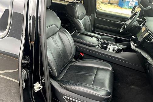 2024 Jeep Grand Wagoneer L Series II