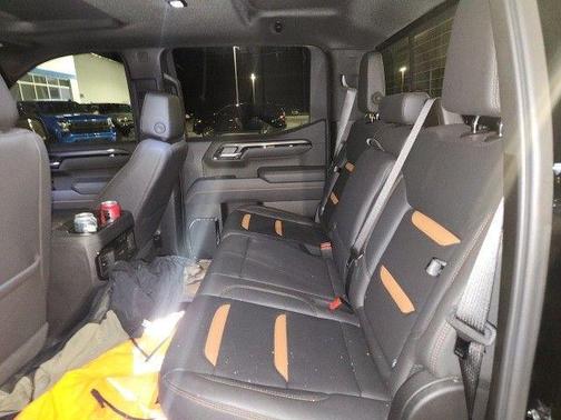 Onyx Black 2025 GMC Sierra 1500 AT4