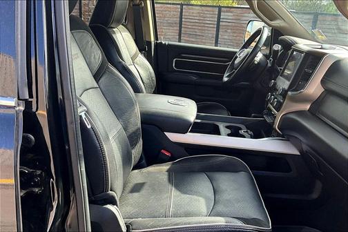 Diamond Black 2022 RAM 2500 Laramie