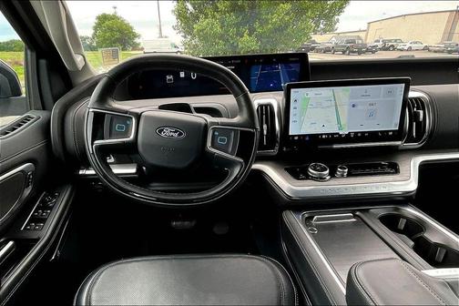 Oxford White 2025 Ford Expedition Max Platinum