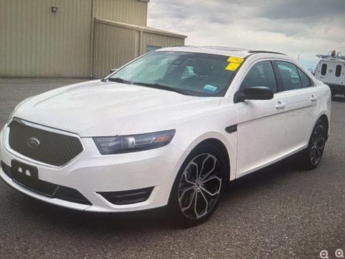 2016 Ford Taurus SHO