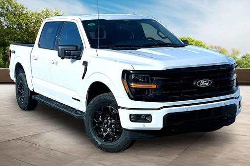 Oxford White 2025 Ford F-150 XLT
