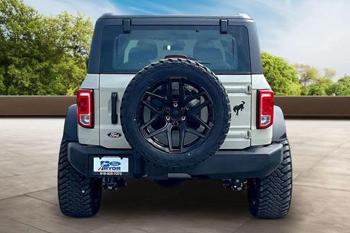 Desert Sand 2026 Ford Bronco Base