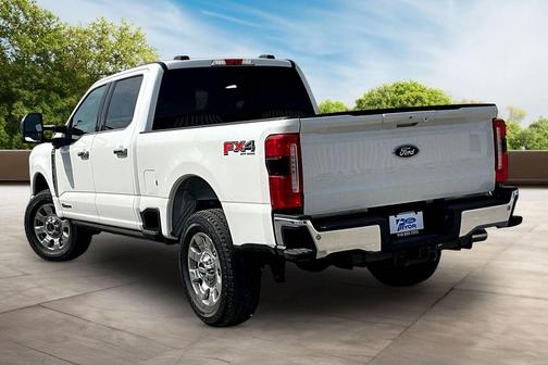 Star White 2026 Ford F-250 Lariat