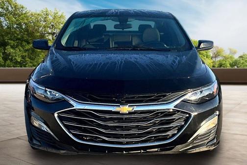 Mosaic Black Metallic 2022 Chevrolet Malibu LT