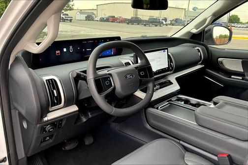 Oxford White 2026 Ford Expedition Active