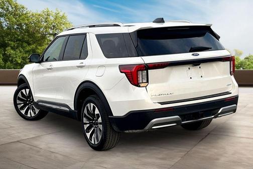 Star White 2026 Ford Explorer Platinum