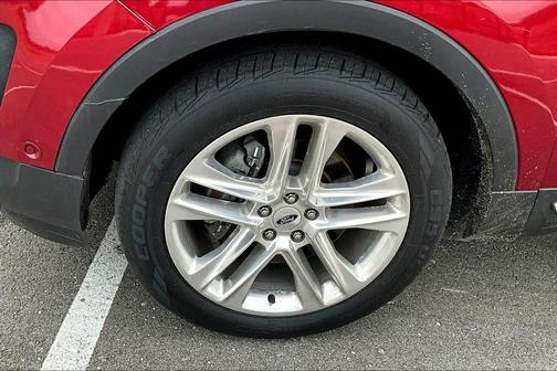 Ruby Red Metallic 2017 Ford Explorer Limited
