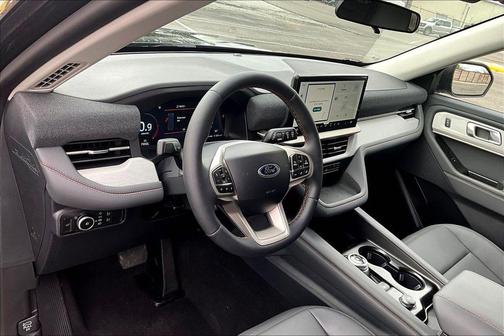 Agate Black Metallic 2026 Ford Explorer Active