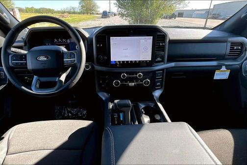 Agate Black Metallic 2026 Ford F-150 XLT