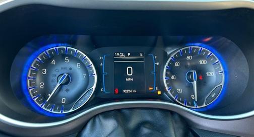 2017 Chrysler Pacifica Touring