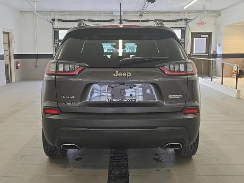 2022 Jeep Cherokee Latitude Lux