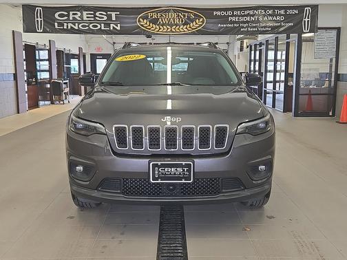 Granite Crystal Metallic Clearcoat 2022 Jeep Cherokee Latitude Lux 4x4