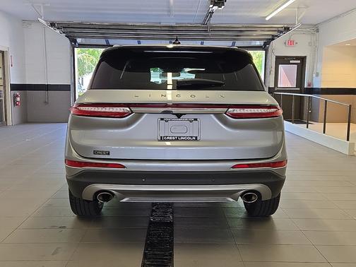 Silver Radiance Metallic Clearcoat 2022 Lincoln Corsair Standard AWD