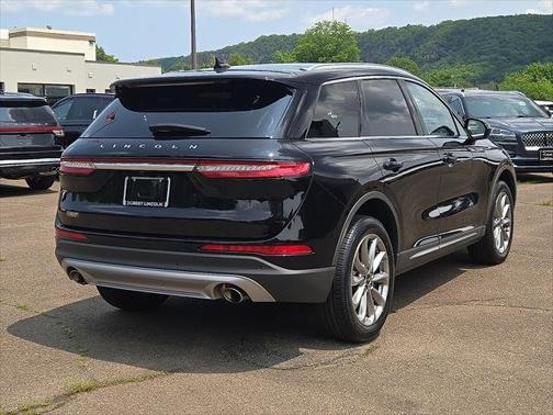 2022 Lincoln Corsair Standard AWD