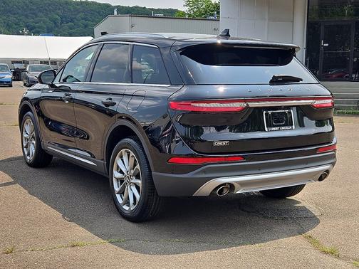 Infinite Black Metallic Clearcoat 2022 Lincoln Corsair Standard AWD