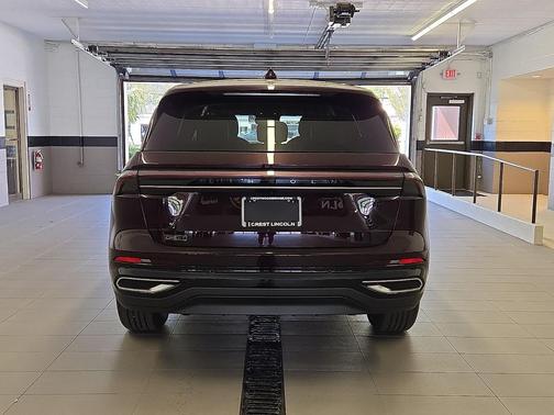 Diamond Red Metallic Clearcoat 2024 Lincoln Nautilus Premiere AWD