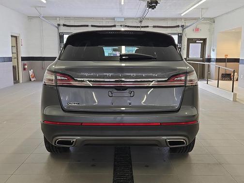 2021 Lincoln Nautilus Reserve