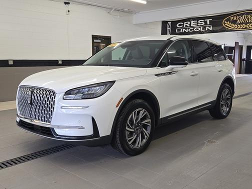 Ceramic Pearl Metallic Tinted Clearcoat 2023 Lincoln Corsair Standard AWD