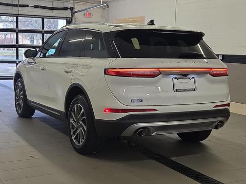 Ceramic Pearl Metallic Tri-Coat 2022 Lincoln Corsair Standard AWD