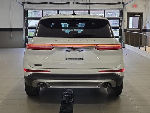 Ceramic Pearl Metallic Tri-Coat 2022 Lincoln Corsair Standard AWD