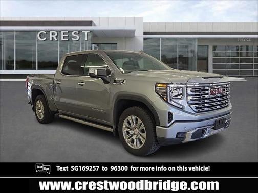 Sterling Metallic 2025 GMC Sierra 1500 4WD Crew Cab 147" Denali