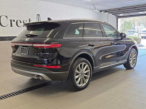 Infinite Black Metallic Clearcoat 2022 Lincoln Corsair Standard AWD