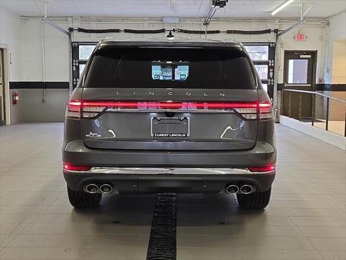 2023 Lincoln Aviator Standard AWD