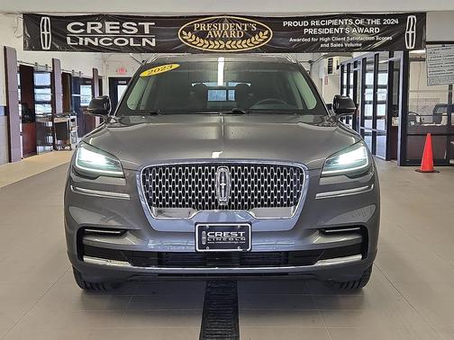 2023 Lincoln Aviator Standard AWD