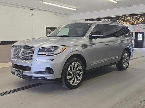 2023 Lincoln Navigator Reserve
