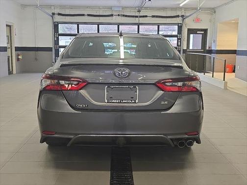 2021 Toyota Camry SE Auto (Natl)