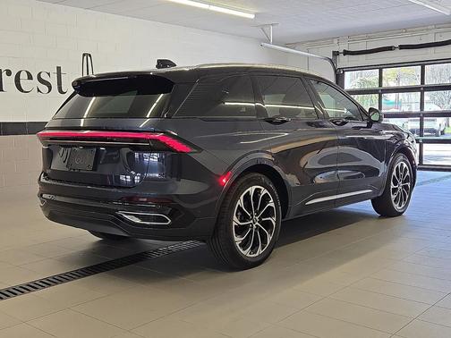 Blue Panther Metallic Clearcoat 2024 Lincoln Nautilus Reserve AWD