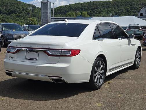 2020 Lincoln Continental Standard