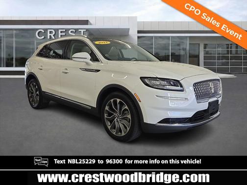 Pristine White Metallic Tri-Coat 2022 Lincoln Nautilus Reserve AWD