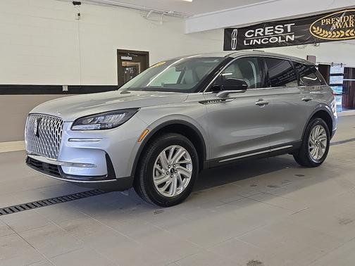 Silver Radiance Metallic Clearcoat 2023 Lincoln Corsair Standard AWD