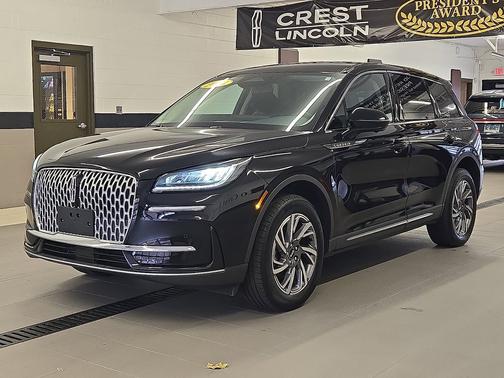 Infinite Black Metallic Clearcoat 2023 Lincoln Corsair Standard AWD