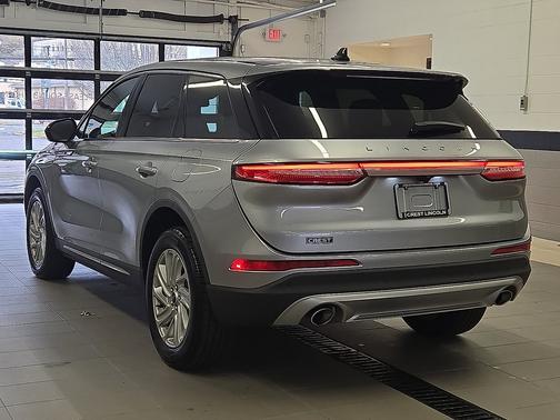Silver Radiance Metallic Clearcoat 2023 Lincoln Corsair Standard AWD