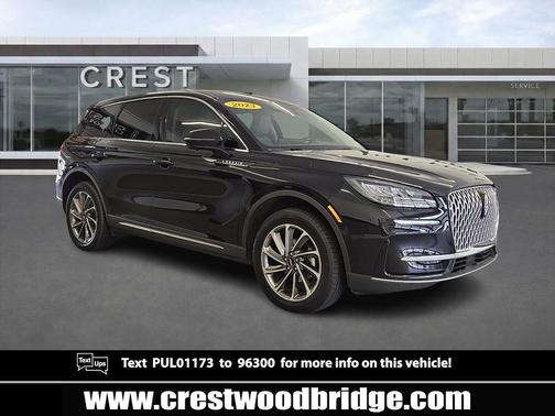 Infinite Black Metallic Clearcoat 2023 Lincoln Corsair Standard AWD
