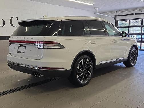 2023 Lincoln Aviator Reserve AWD