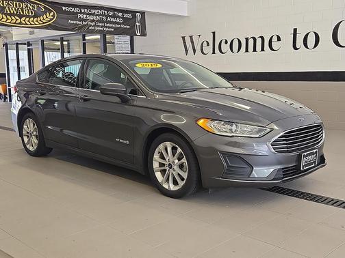 Magnetic Metallic 2019 Ford Fusion Hybrid SE FWD