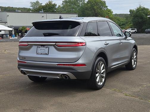 Silver Radiance Metallic Clearcoat 2022 Lincoln Corsair Standard AWD