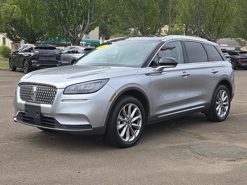 Silver Radiance Metallic Clearcoat 2022 Lincoln Corsair Standard AWD