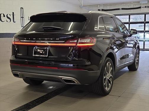 2022 Lincoln Nautilus Reserve AWD
