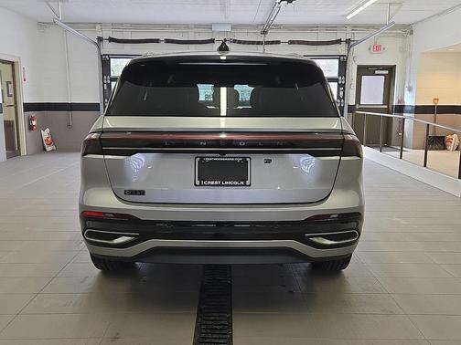 2024 Lincoln Nautilus Reserve