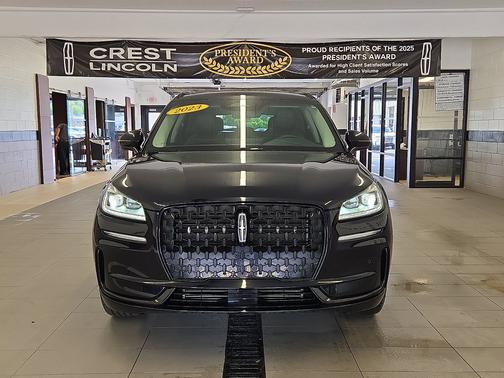 Infinite Black Metallic Clearcoat 2023 Lincoln Corsair Reserve AWD