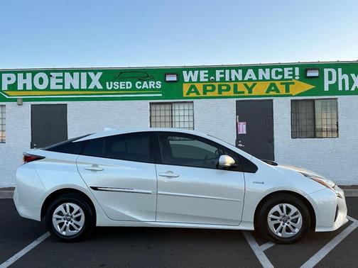 2017 Toyota Prius Two