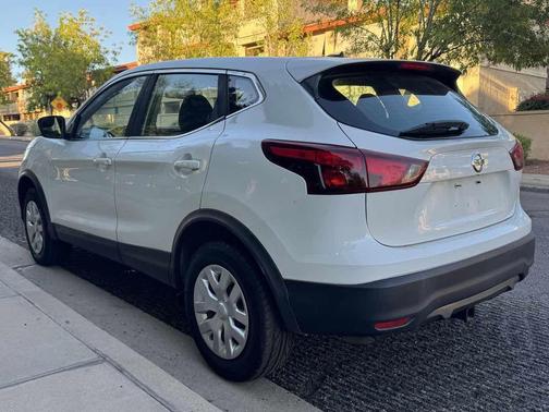 2018 Nissan Rogue Sport S