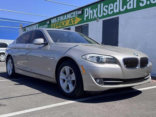 2011 BMW 528 528i