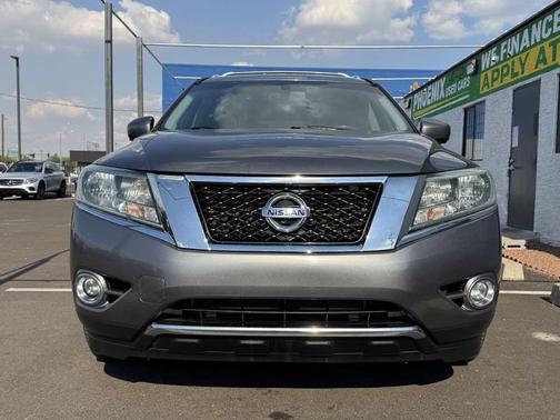 Gun Metallic 2015 Nissan Pathfinder Platinum