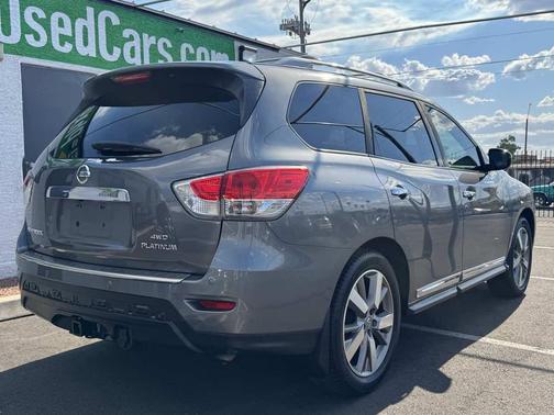 Gun Metallic 2015 Nissan Pathfinder Platinum